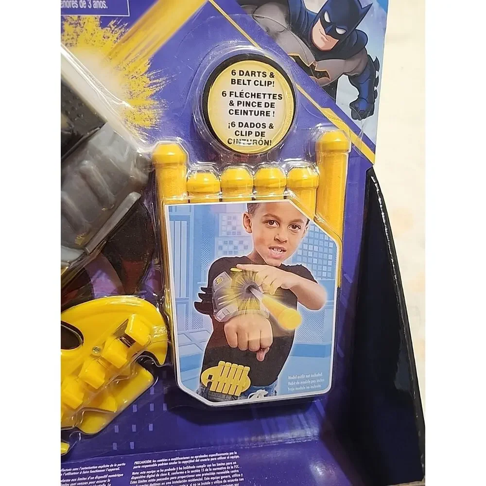 Batman DC Ultimate Gauntlet Launcher 8 pcs 6 Darts